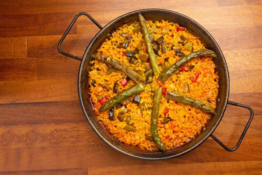 Vegan vegetable paella recipe